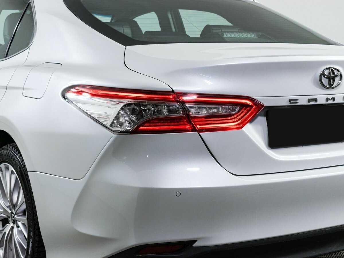 Б/У Тойота Камри 2018 года. Фото: #21