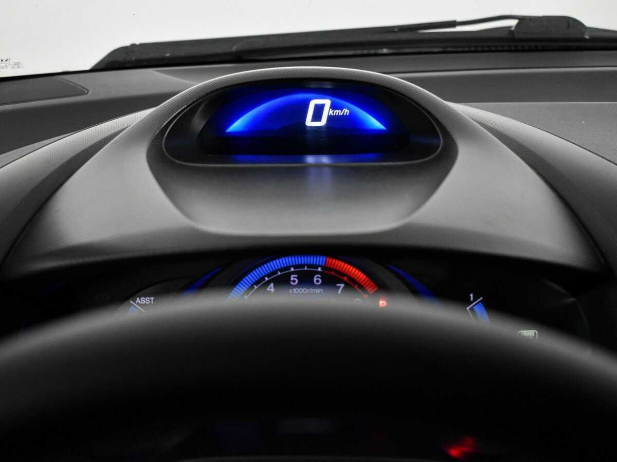 Б/У Хонда Инсайт 2010 года. Фото: #16