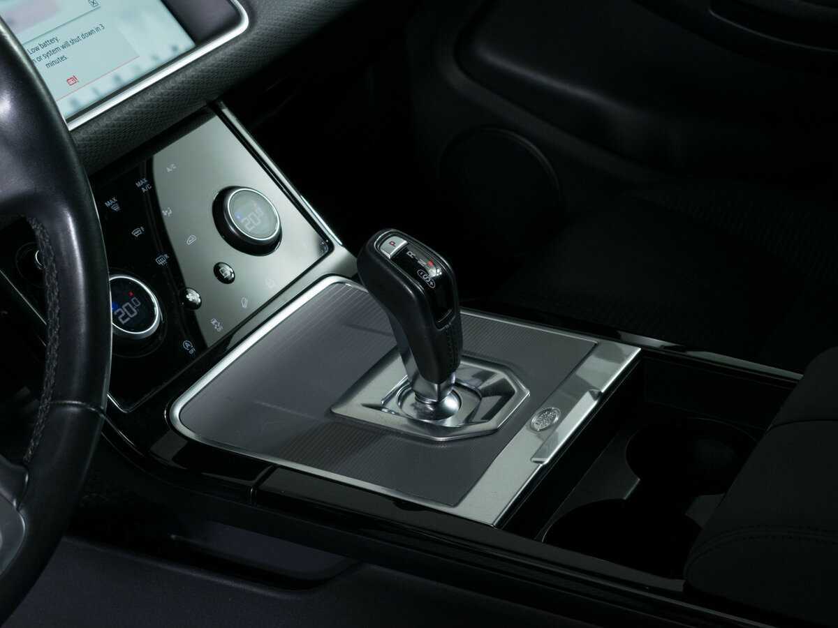 Б/У Лэнд Ровер Рэнж Ровер Эвок 2020 года. Фото: #13