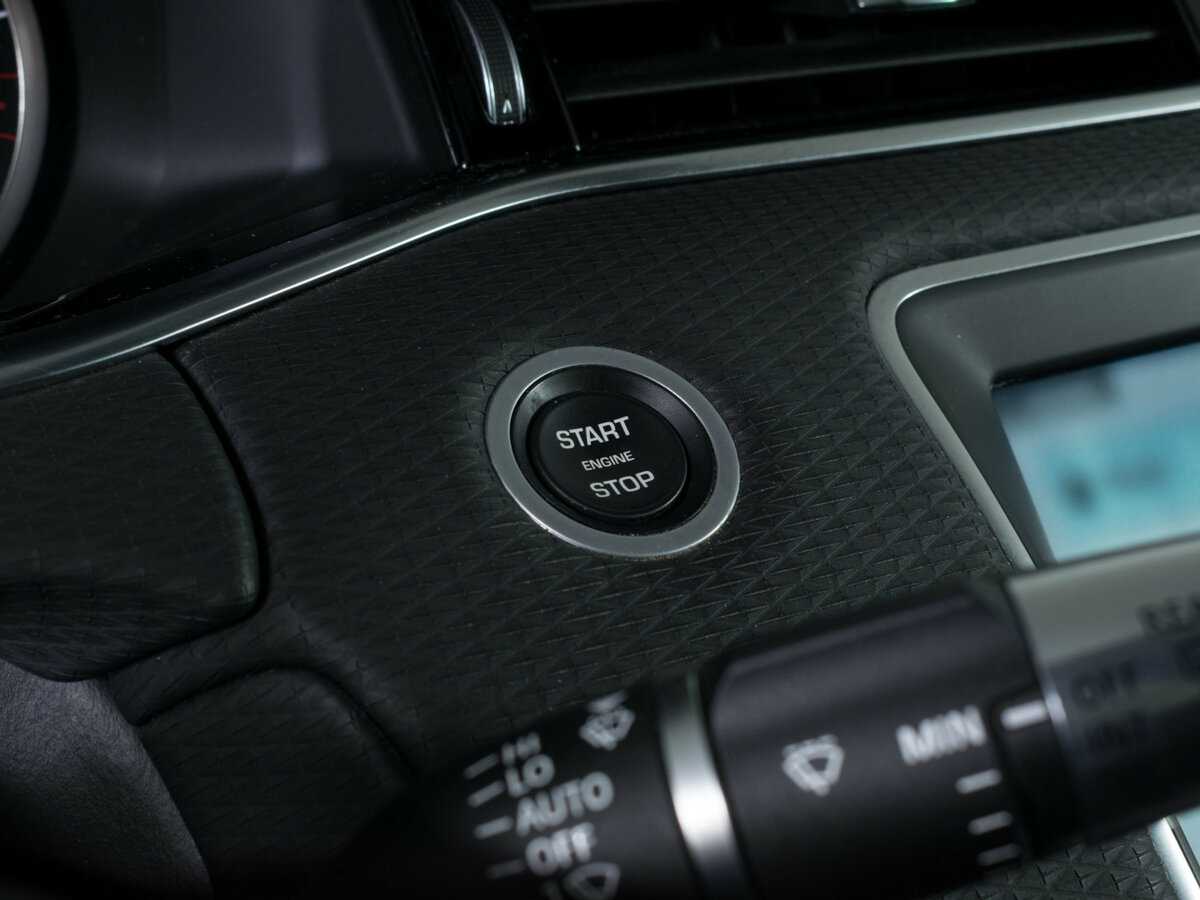 Б/У Лэнд Ровер Рэнж Ровер Эвок 2020 года. Фото: #14