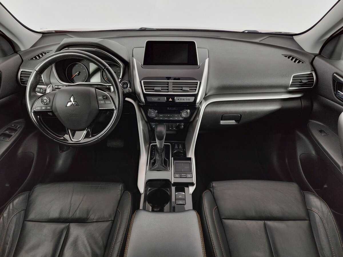 Б/У Митсубиши Еклипс Кросс 2018 года. Фото: #9