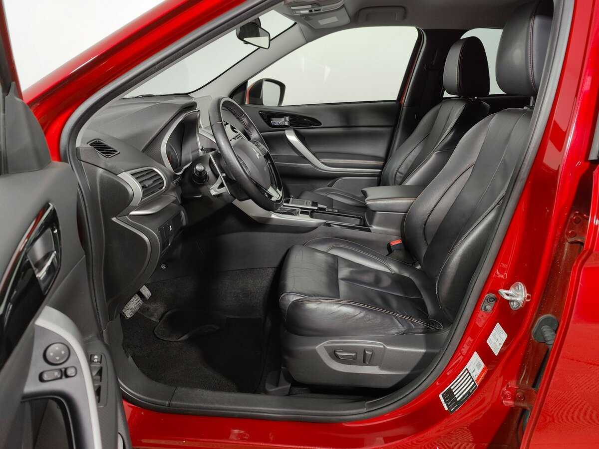 Б/У Митсубиши Еклипс Кросс 2018 года. Фото: #10