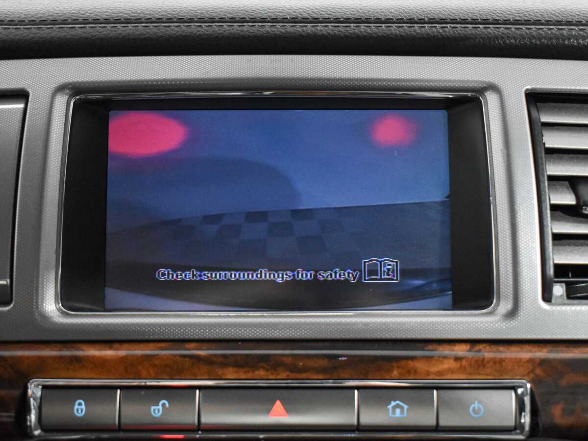 Б/У Ягуар ИксФ 2008 года. Фото: #16