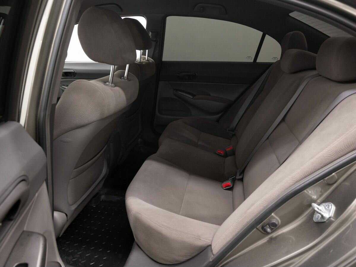 Б/У Хонда Цивик 2008 года. Фото: #8