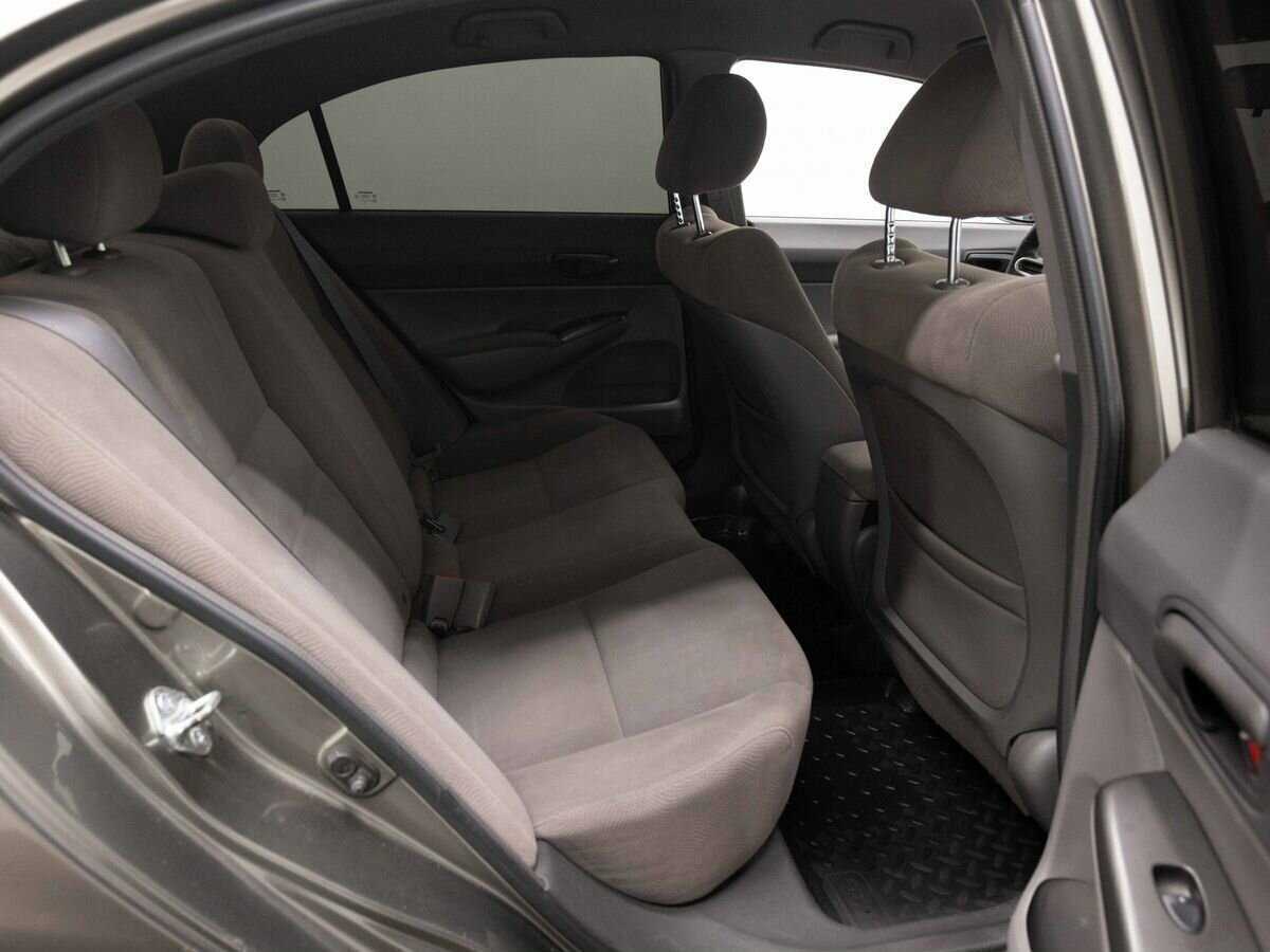 Б/У Хонда Цивик 2008 года. Фото: #9