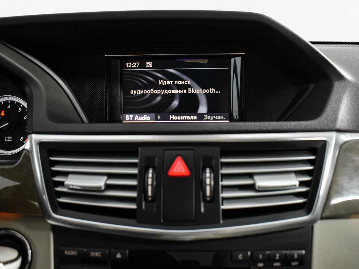 Б/У Мерседес-Бенц Е-Класс 2010 года. Фото: #15