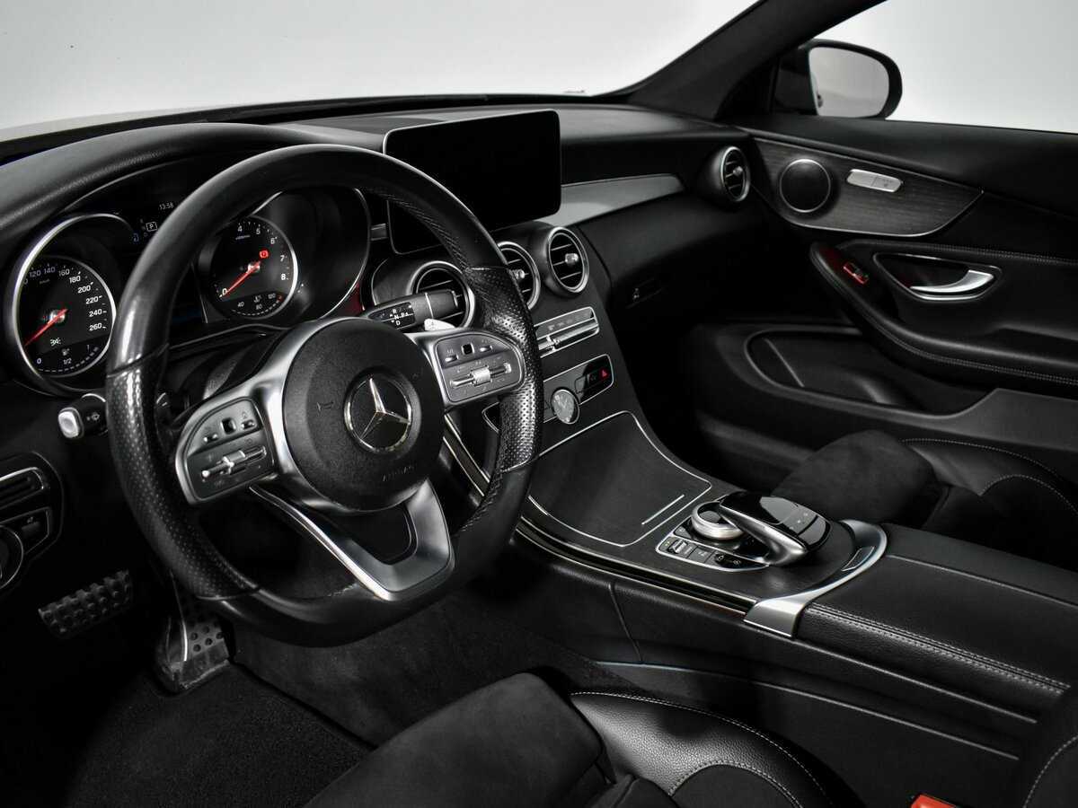 Б/У Мерседес-Бенц Ц-Класс 2018 года. Фото: #8