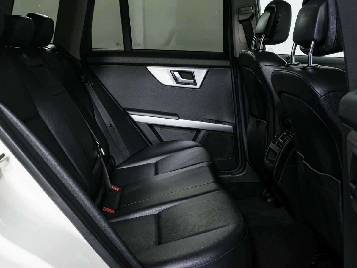 Б/У Мерседес-Бенц ГЛК-Класс 2011 года. Фото: #10