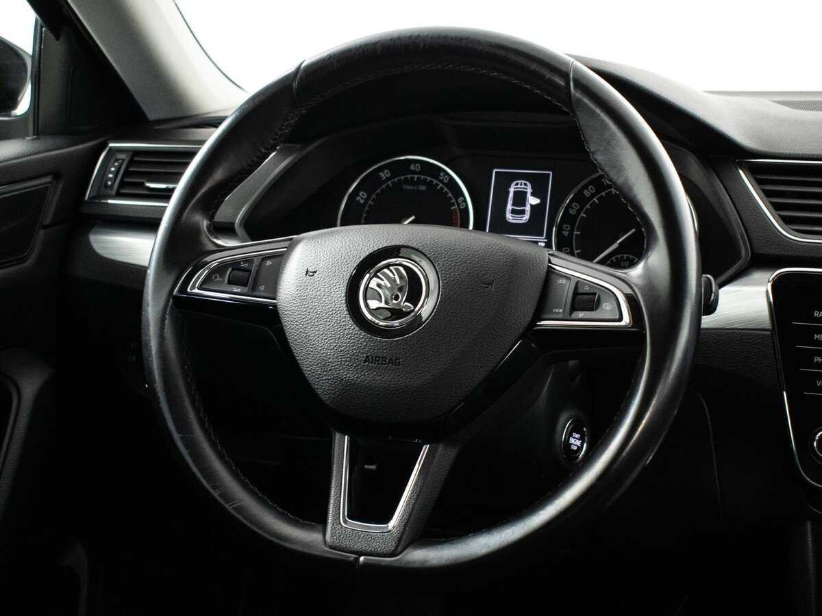 Б/У Шкода Суперб 2020 года. Фото: #13