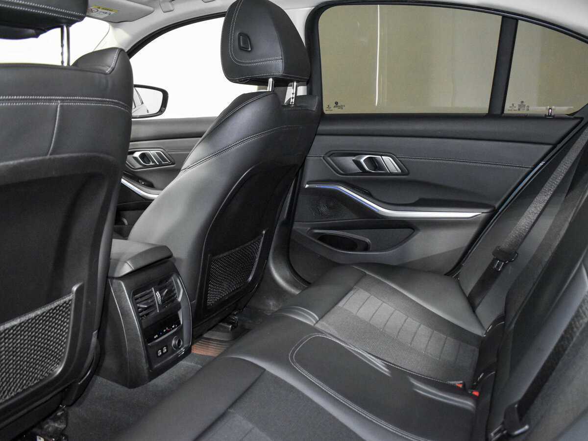 Б/У БМВ 3 серии 2020 года. Фото: #10