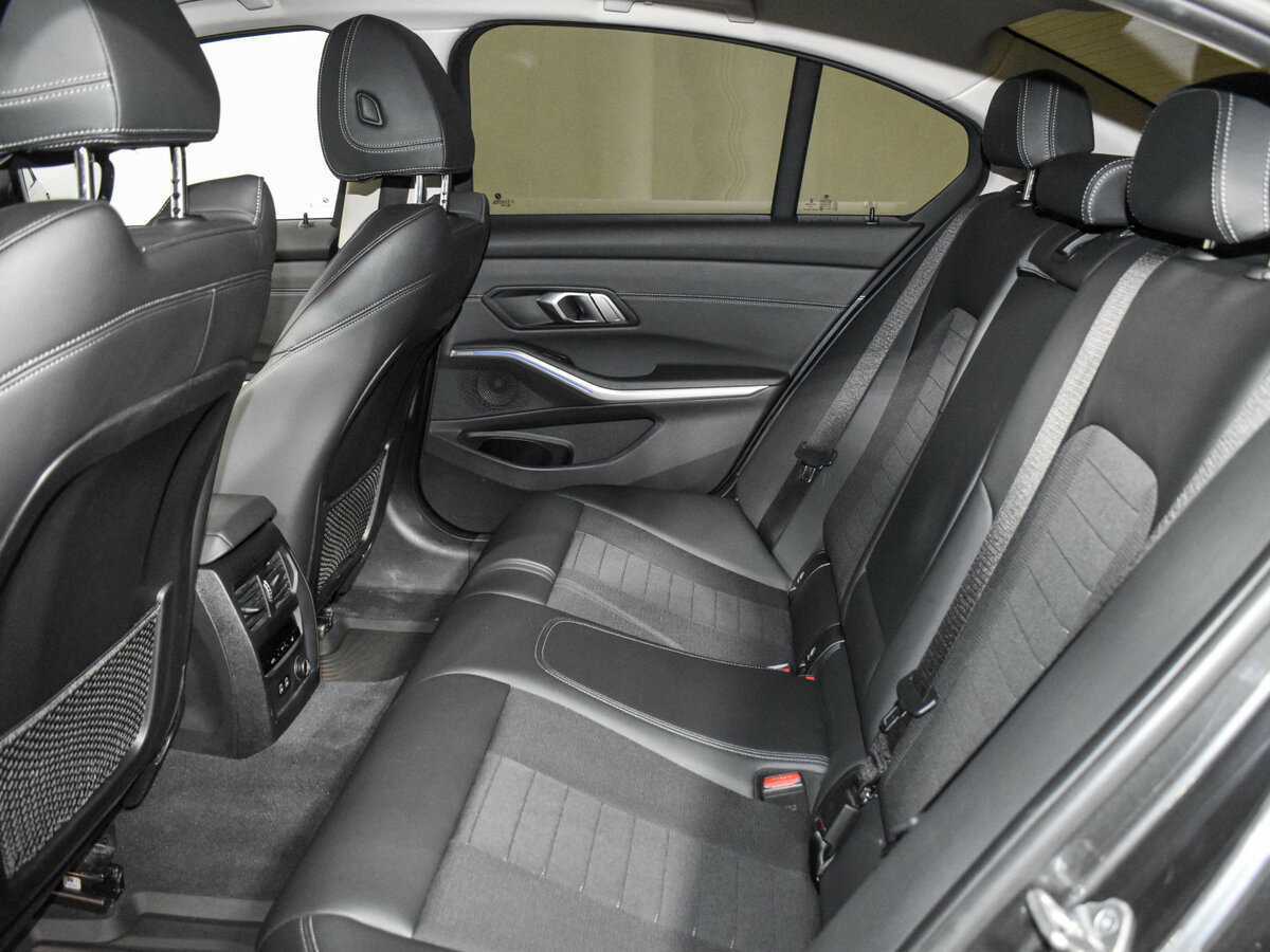 Б/У БМВ 3 серии 2020 года. Фото: #11