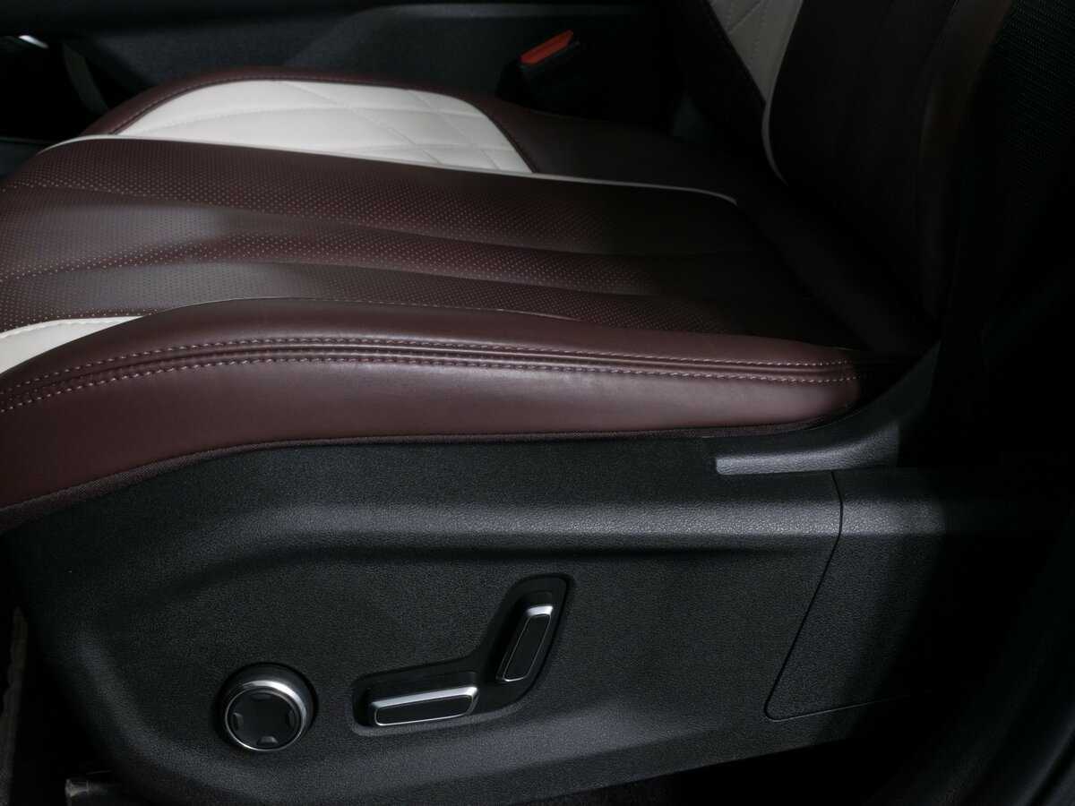 Б/У Джили Монжаро 2023 года. Фото: #17