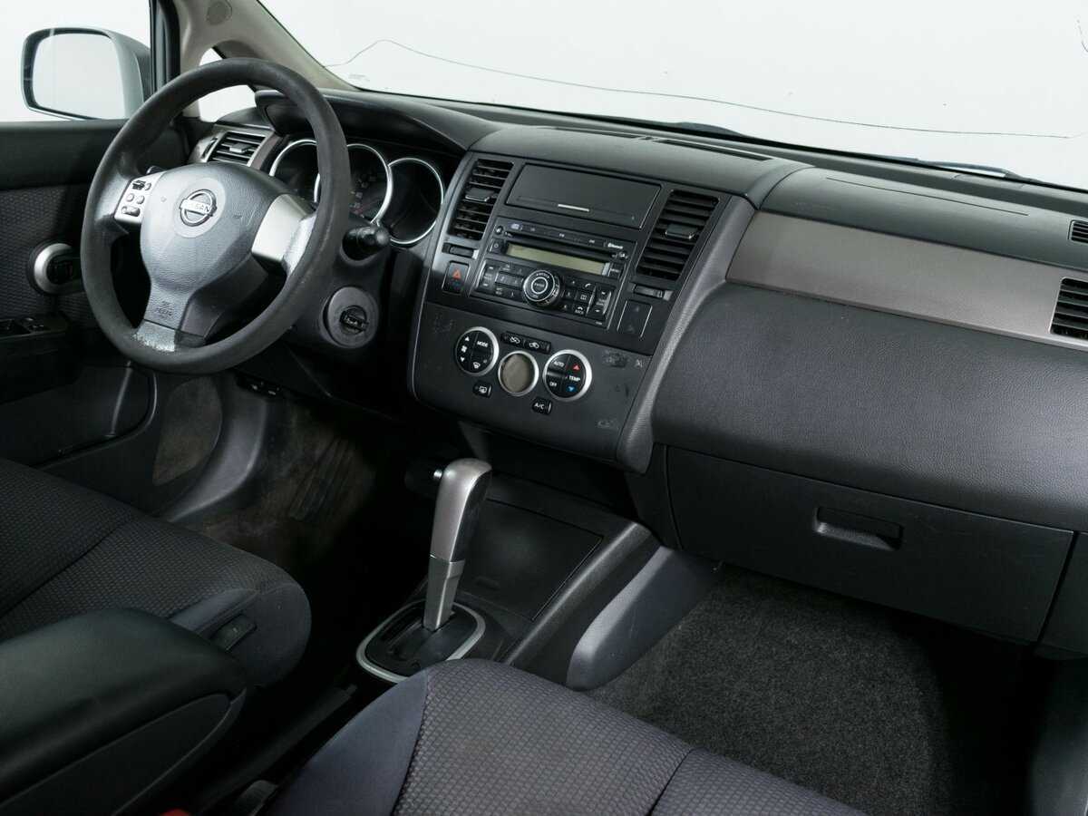 Б/У Ниссан Тиида 2008 года. Фото: #7