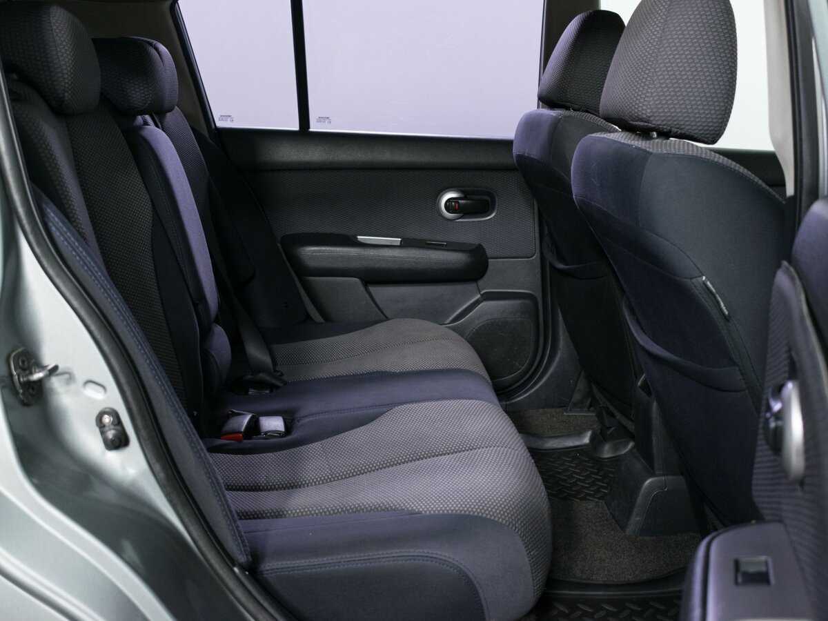 Б/У Ниссан Тиида 2008 года. Фото: #9