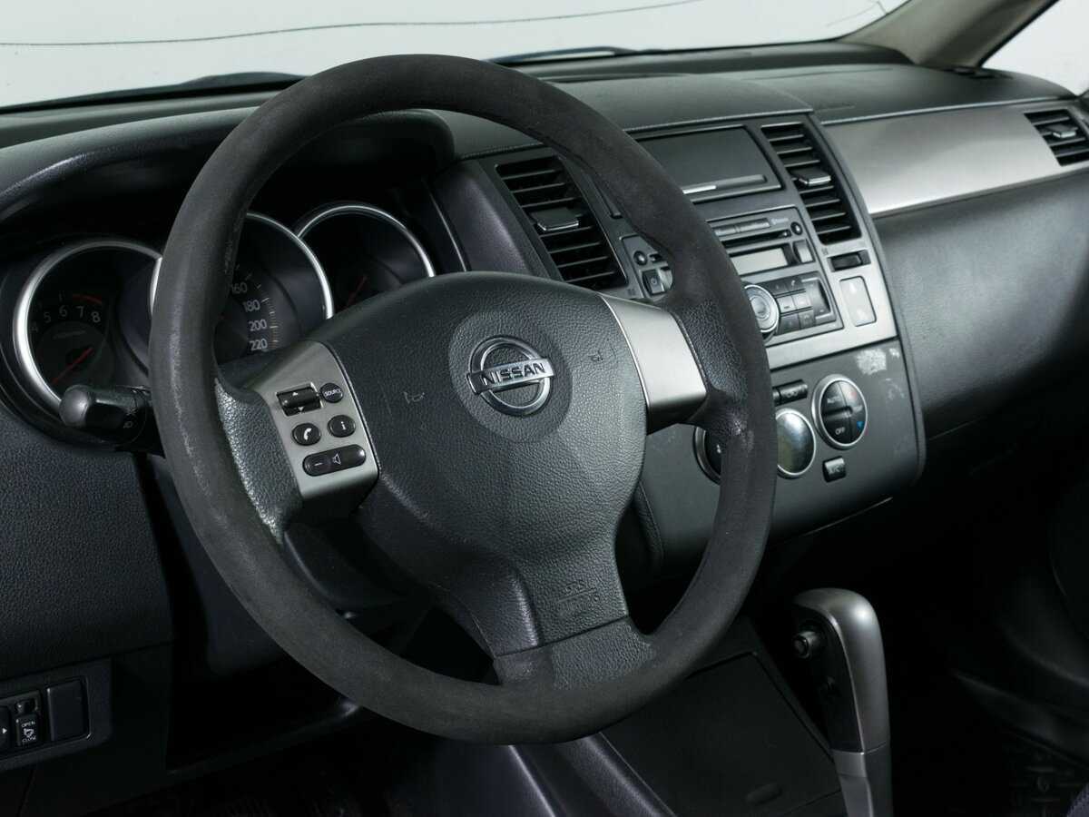 Б/У Ниссан Тиида 2008 года. Фото: #11