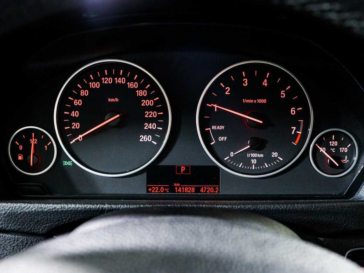 Б/У БМВ 3 серии 2015 года. Фото: #8