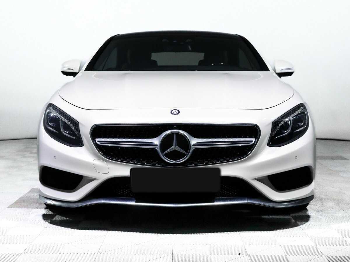 Б/У Мерседес-Бенц С-Класс 2015 года. Фото: #1