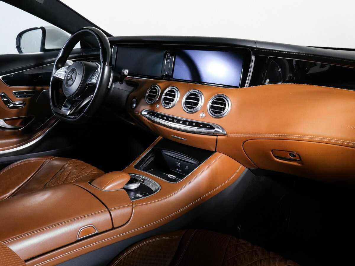 Б/У Мерседес-Бенц С-Класс 2015 года. Фото: #8