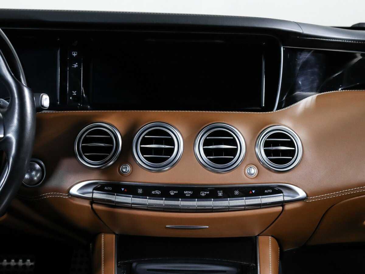 Б/У Мерседес-Бенц С-Класс 2015 года. Фото: #12