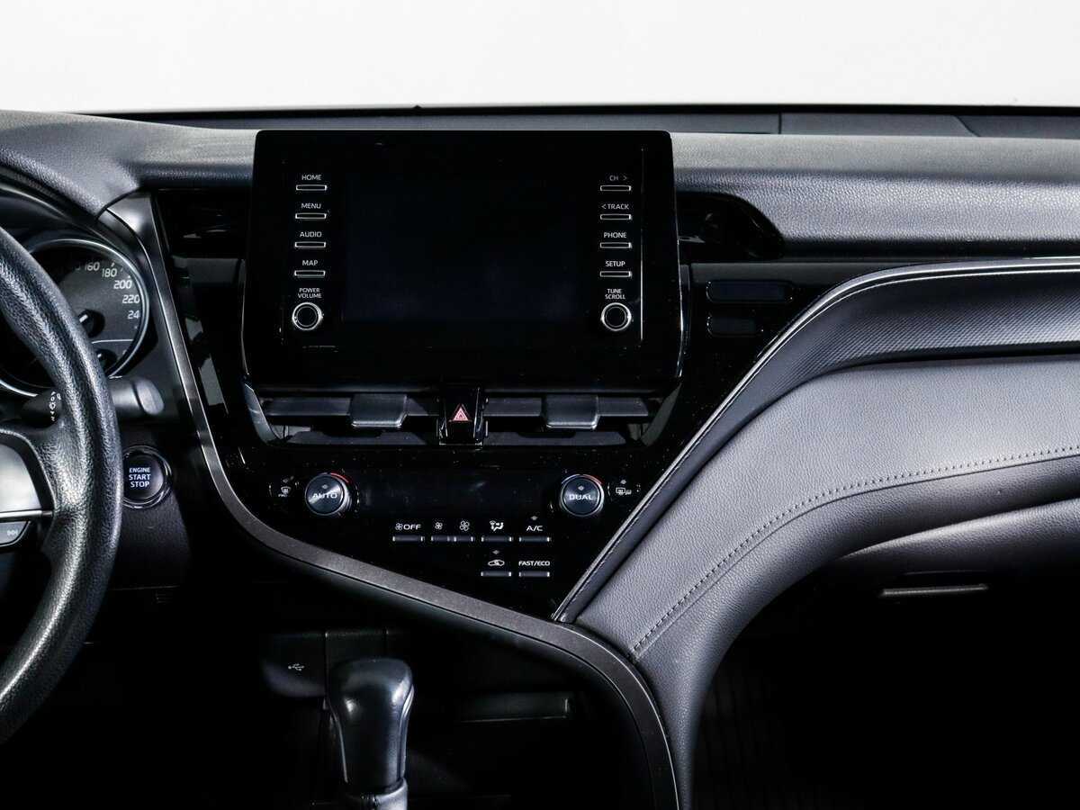 Б/У Тойота Камри 2021 года. Фото: #9