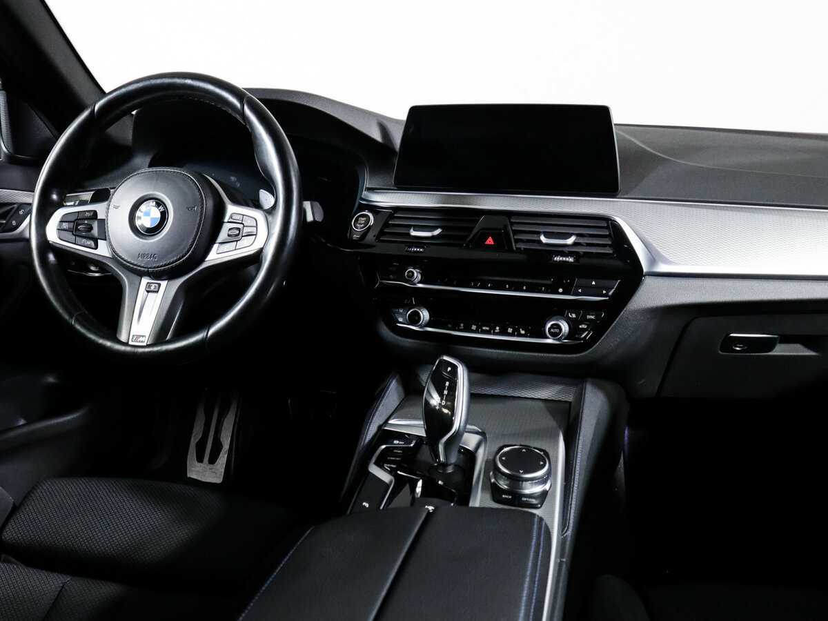 Б/У БМВ 5 серии 2018 года. Фото: #11