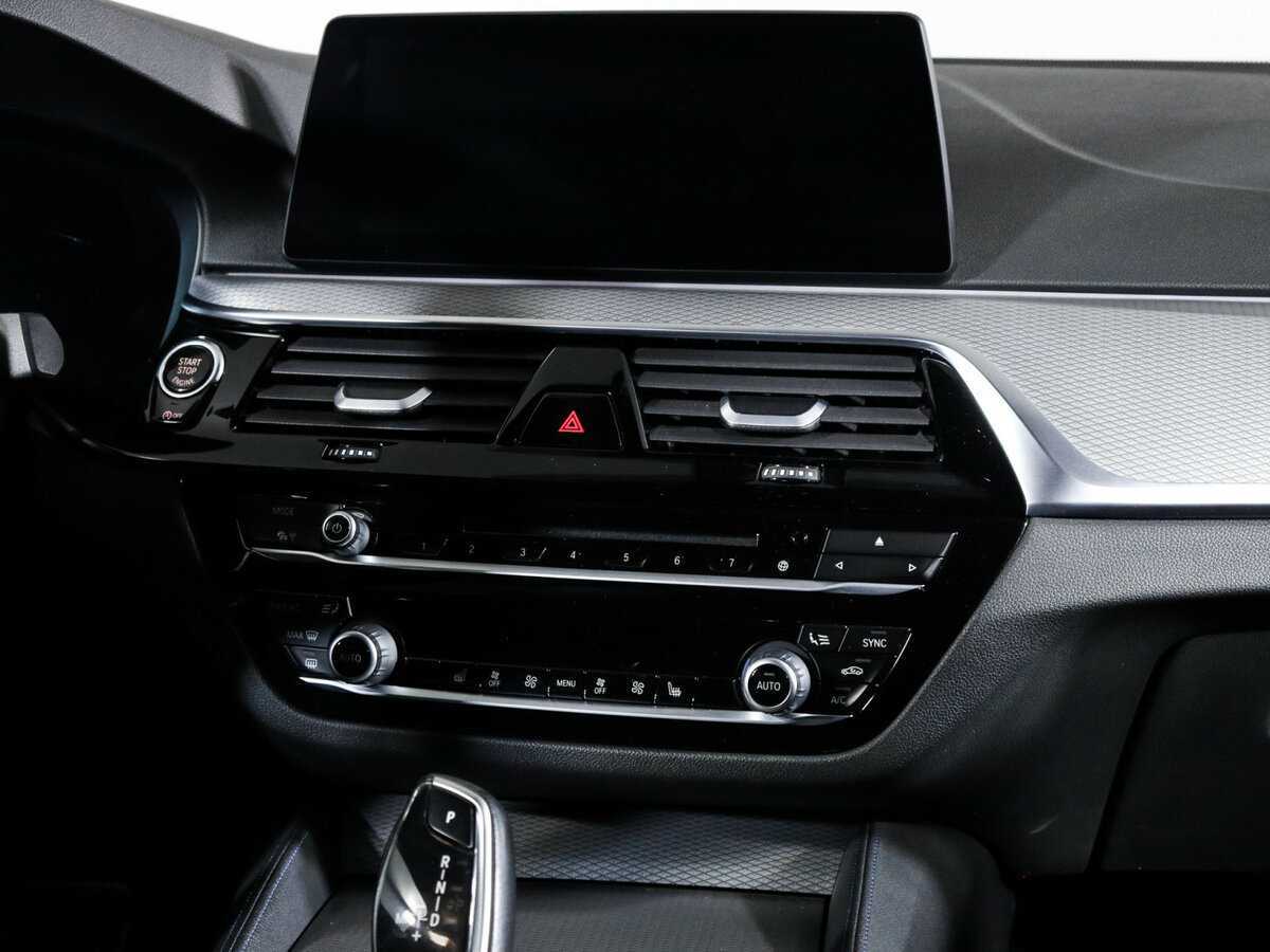 Б/У БМВ 5 серии 2018 года. Фото: #12