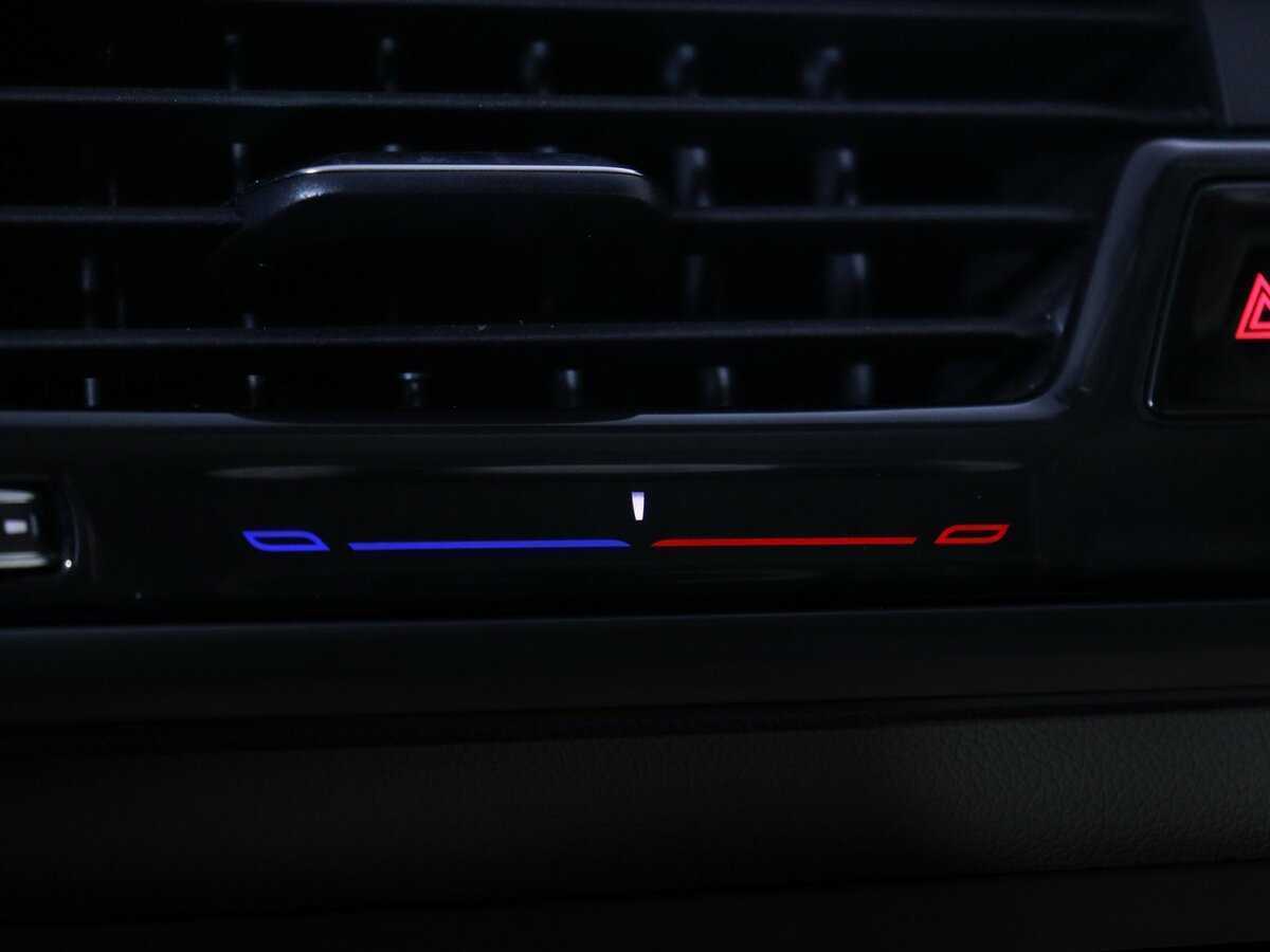 Б/У БМВ 7 серии 2021 года. Фото: #35