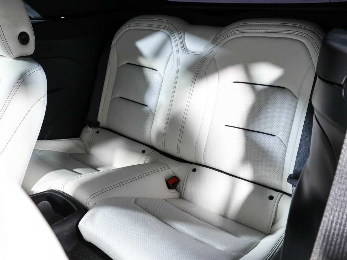 Б/У Шевроле Камаро 2020 года. Фото: #6