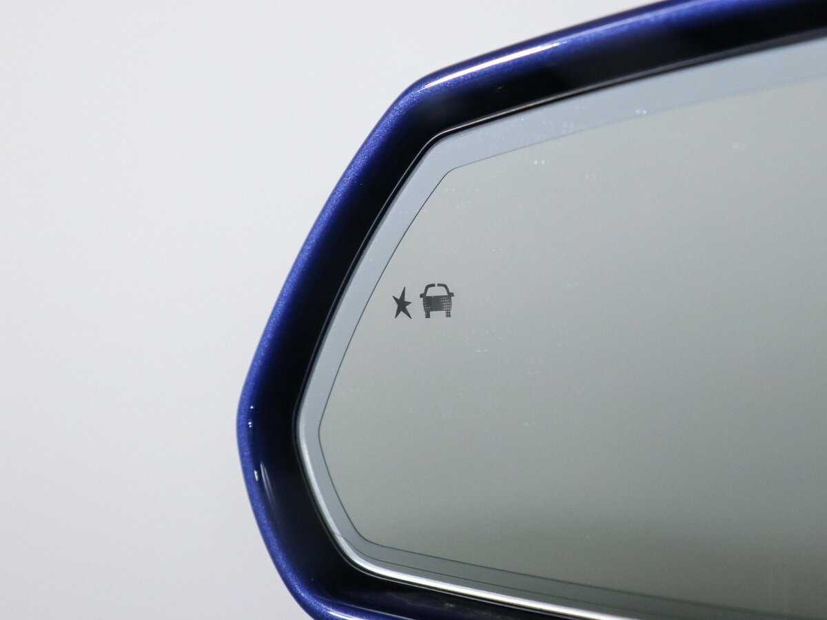 Б/У Шевроле Камаро 2020 года. Фото: #17