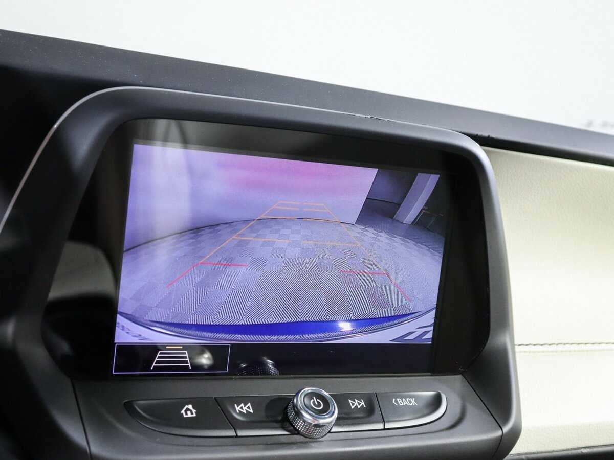 Б/У Шевроле Камаро 2020 года. Фото: #21