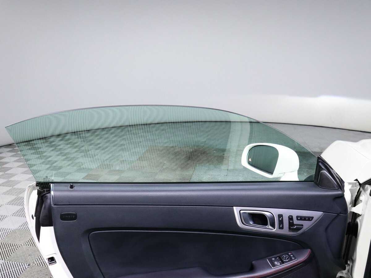 Б/У Мерседес-Бенц СЛК-Класс 2014 года. Фото: #13