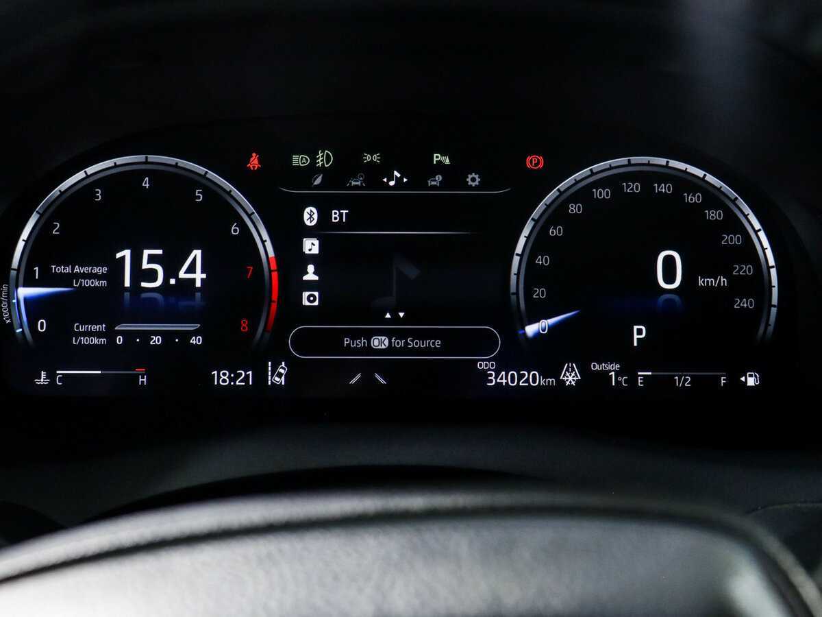 Б/У Тойота Камри 2023 года. Фото: #10