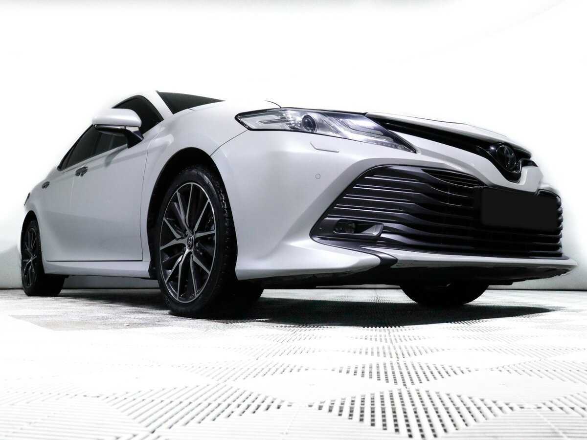 Б/У Тойота Камри 2019 года. Фото: #15