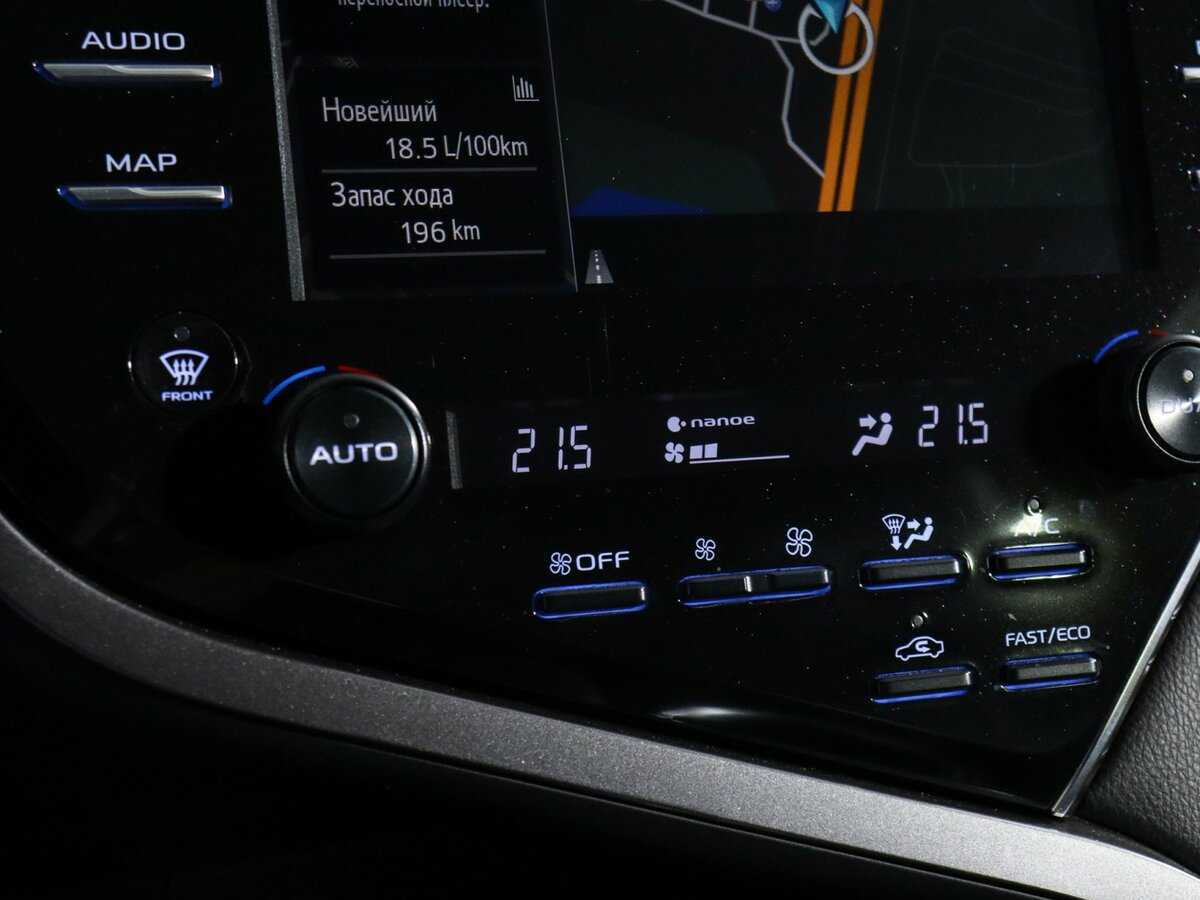 Б/У Тойота Камри 2019 года. Фото: #17