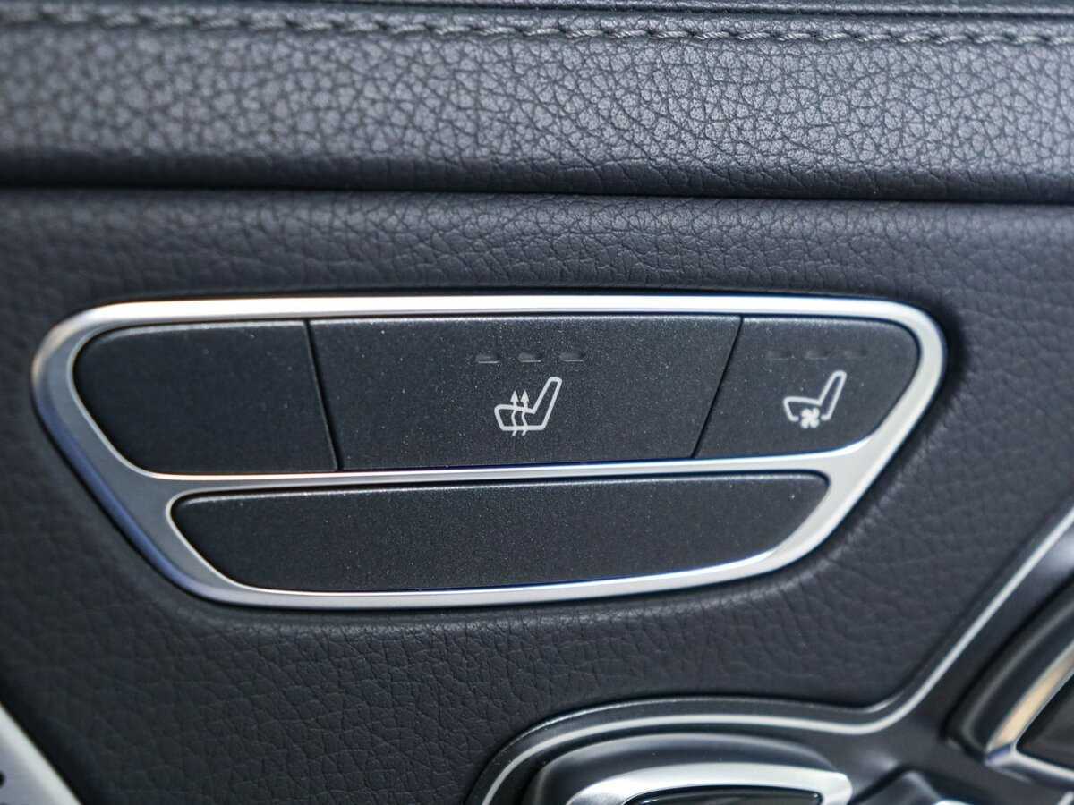 Б/У Мерседес-Бенц С-Класс 2017 года. Фото: #11