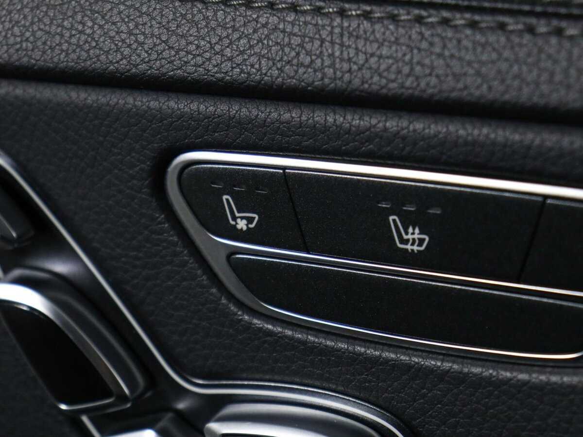 Б/У Мерседес-Бенц С-Класс 2017 года. Фото: #15