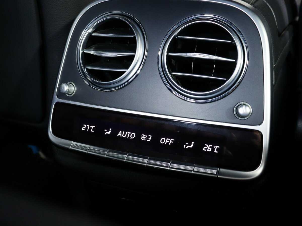 Б/У Мерседес-Бенц С-Класс 2017 года. Фото: #31