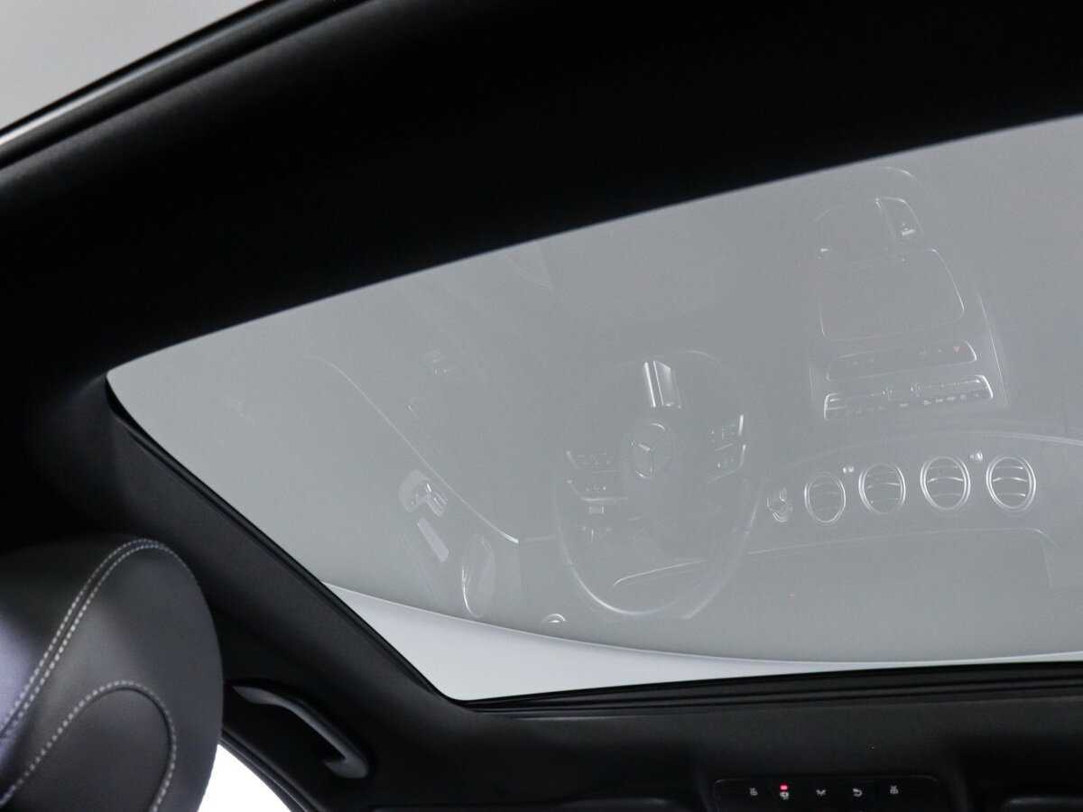 Б/У Мерседес-Бенц Е-Класс 2021 года. Фото: #15