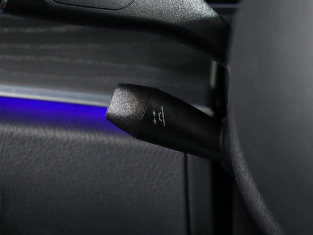 Б/У Мерседес-Бенц Е-Класс 2021 года. Фото: #21