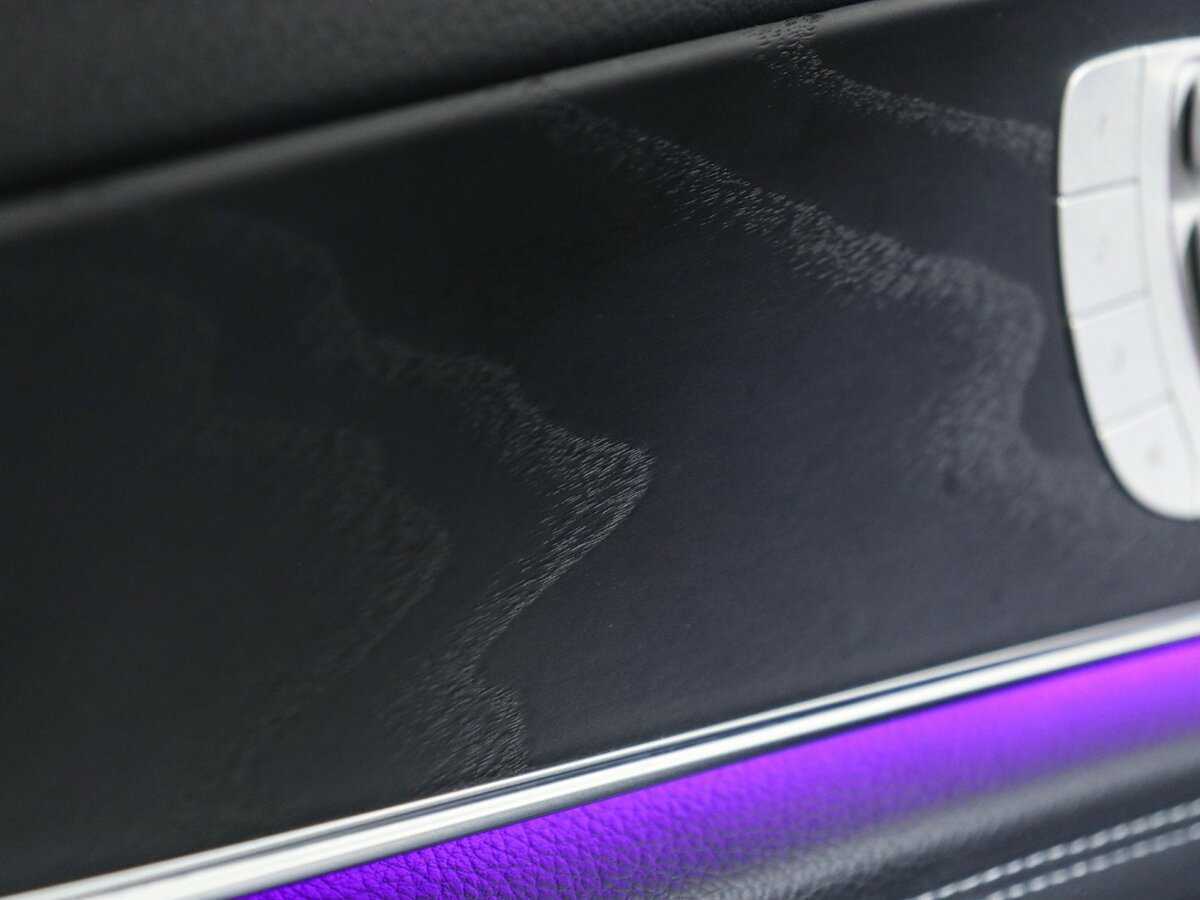 Б/У Мерседес-Бенц Е-Класс 2021 года. Фото: #26