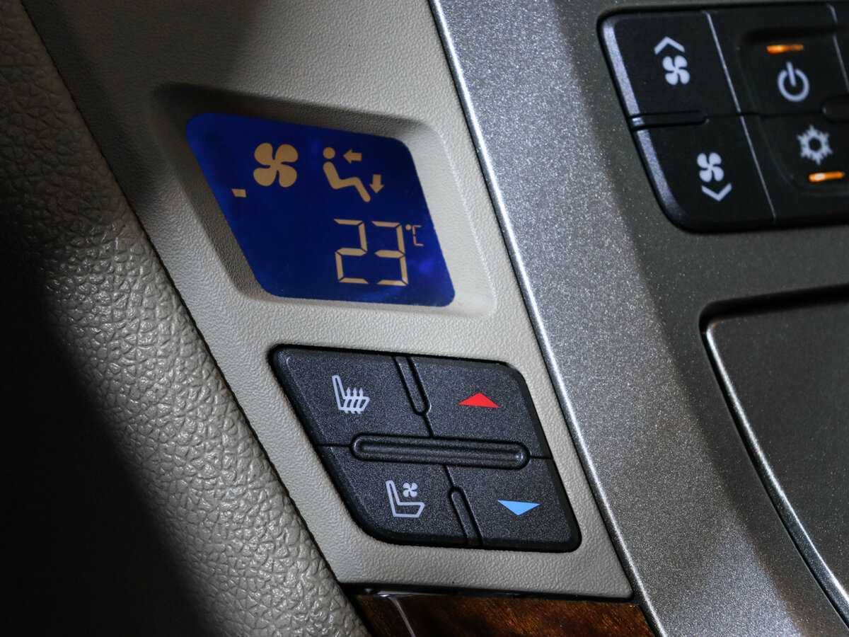 Б/У Кадиллак КТС 2011 года. Фото: #21