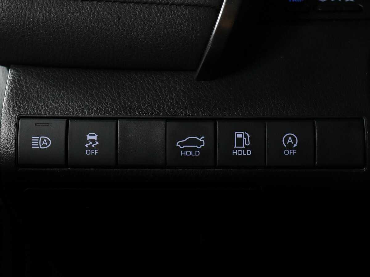 Б/У Тойота Камри 2023 года. Фото: #18