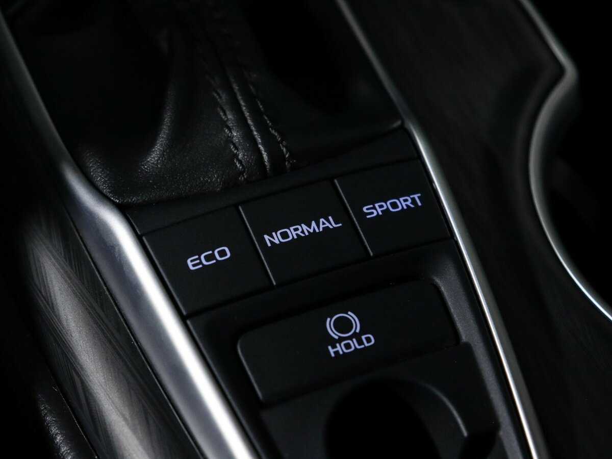 Б/У Тойота Камри 2023 года. Фото: #19