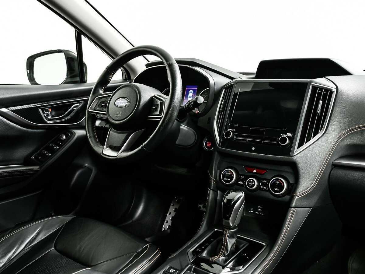 Б/У Субару ИксВи 2018 года. Фото: #8