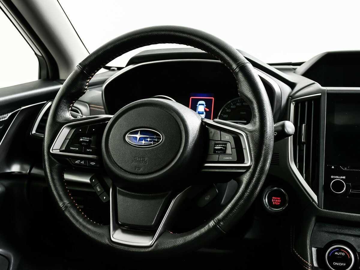 Б/У Субару ИксВи 2018 года. Фото: #11