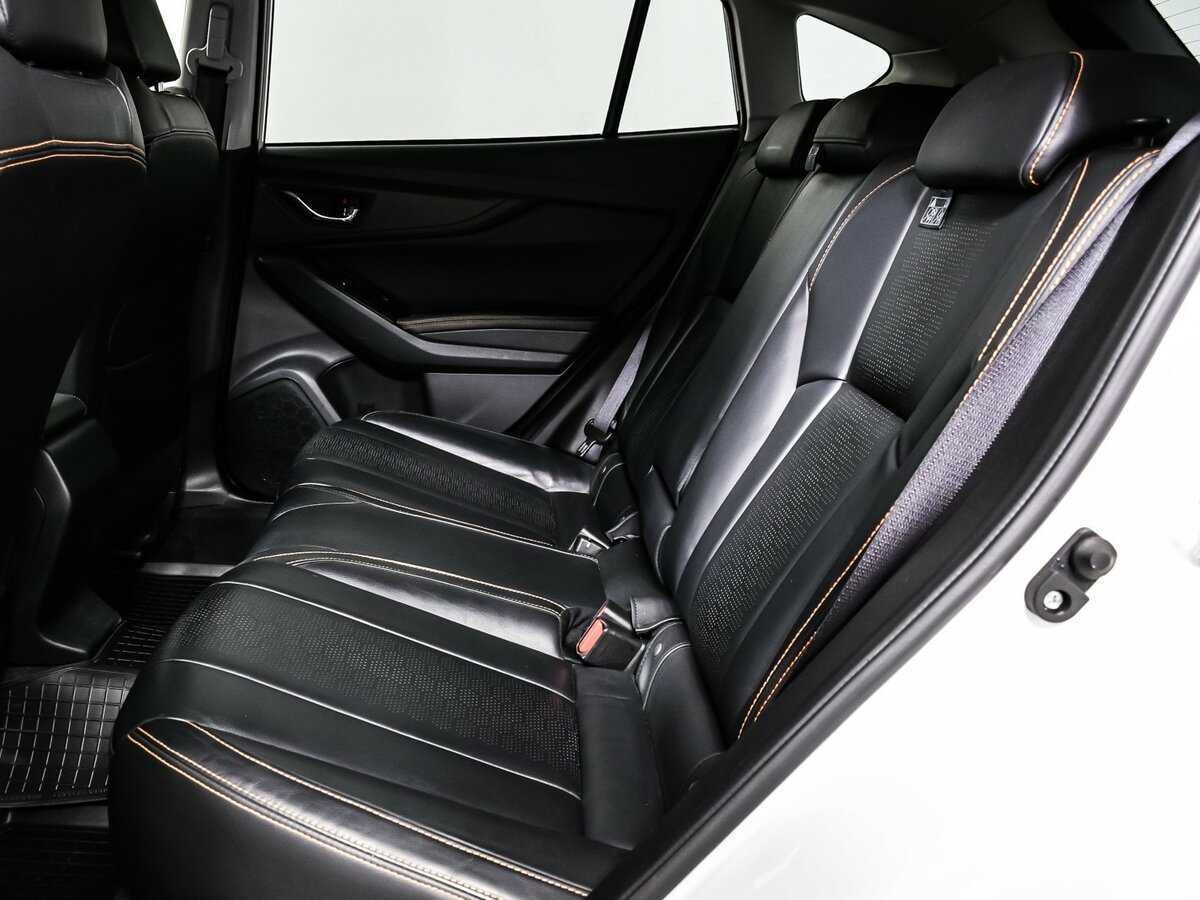 Б/У Субару ИксВи 2018 года. Фото: #13