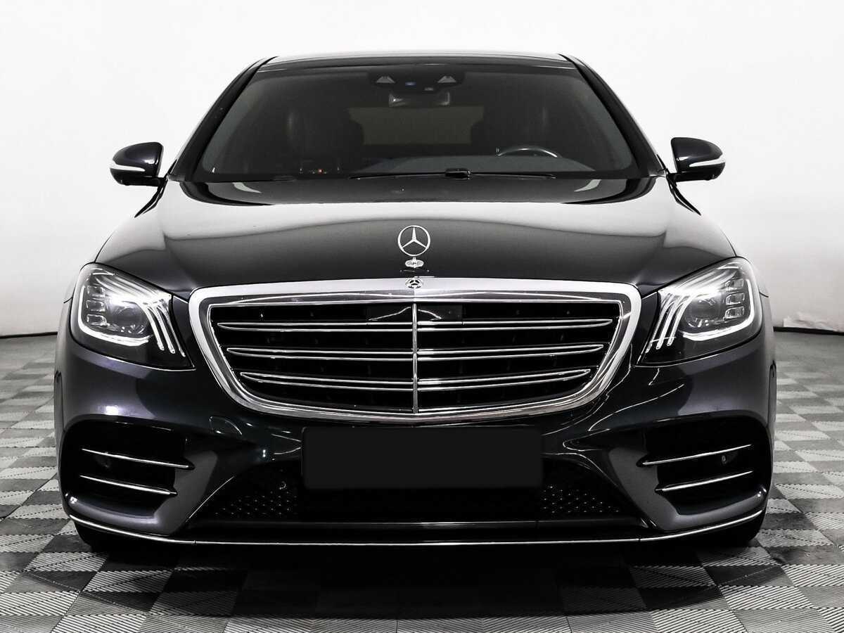 Б/У Мерседес-Бенц С-Класс 2017 года. Фото: #1