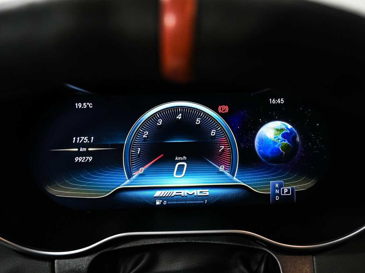 Б/У Мерседес-Бенц Ц-Класс АМГ 2018 года. Фото: #9