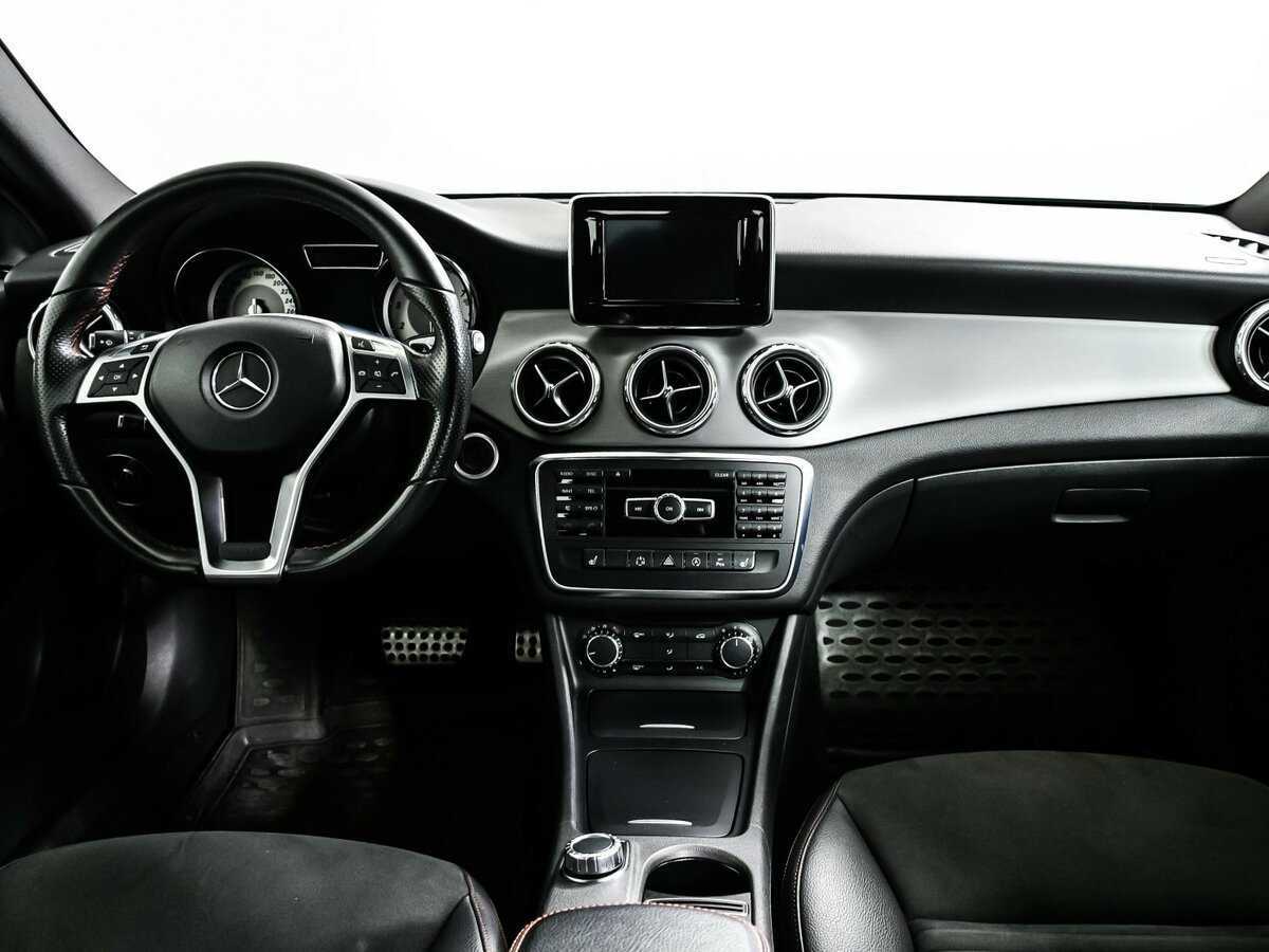 Б/У Мерседес-Бенц ГЛА 2015 года. Фото: #10