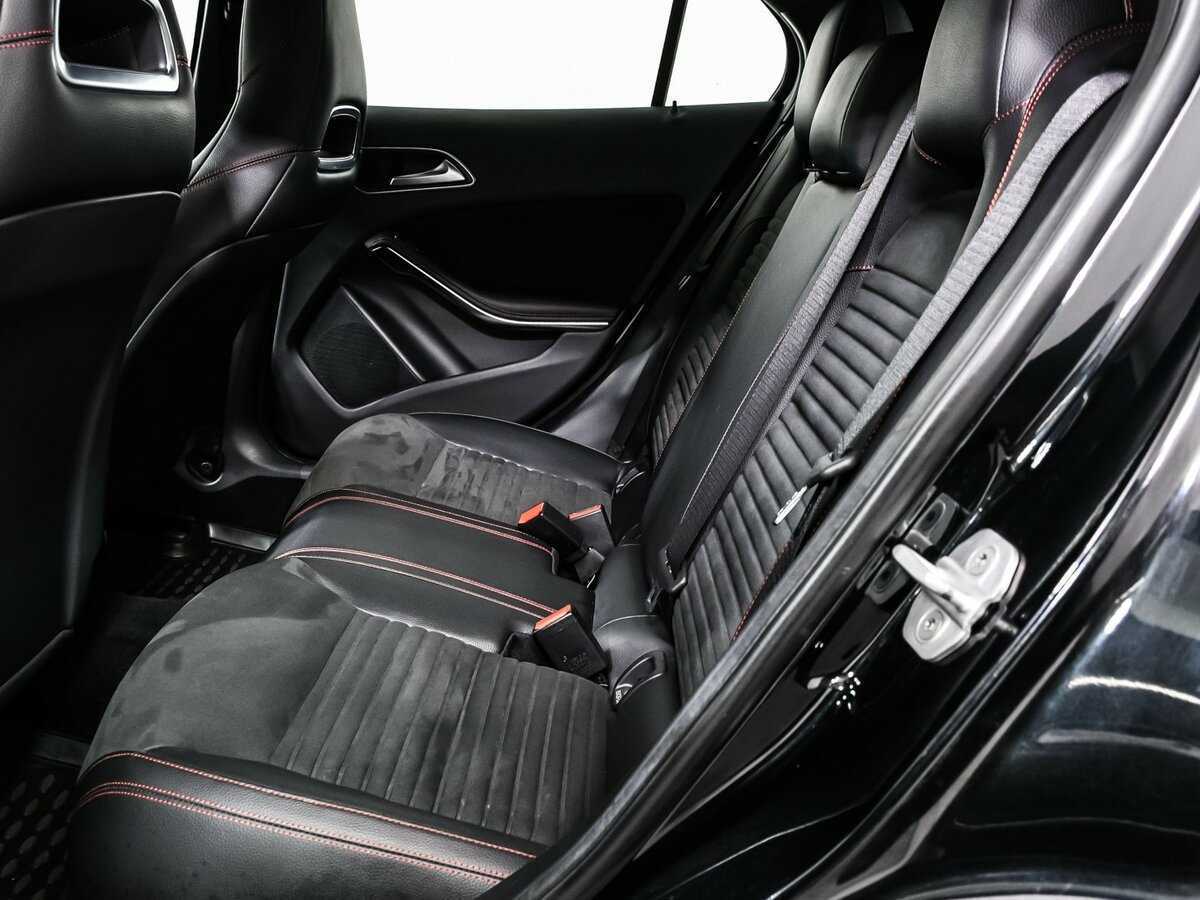 Б/У Мерседес-Бенц ГЛА 2015 года. Фото: #12